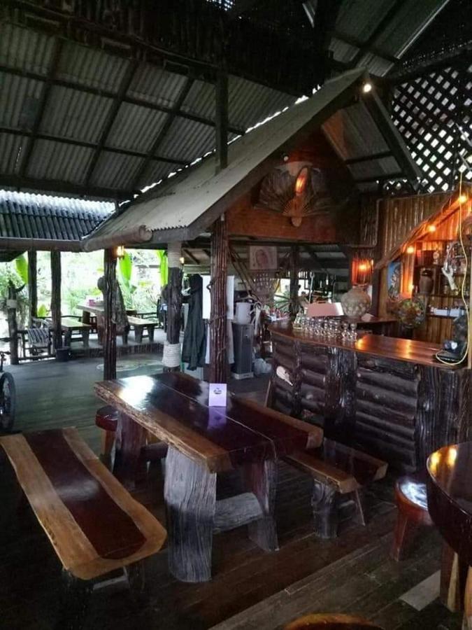 Apache Bar Haad Yao Hotel Exterior foto